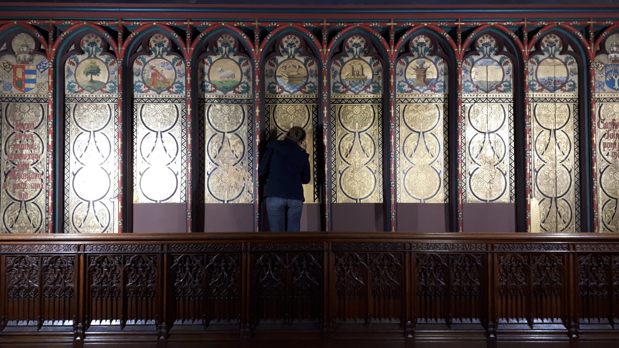 restauratie lambrisering kathedraal Antwerpen